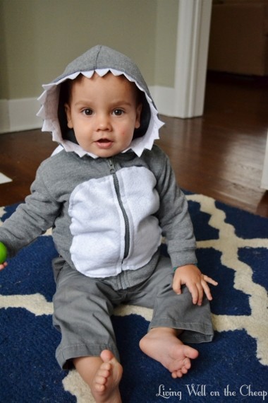 Easy And Inexpensive Diy Shark Costume Living Well On The - Simple Diy Shark Costume